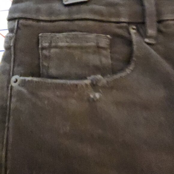 Good American Classic Chewed Hem Slim Straight Jeans NWT Black Size 14 - Picture 7 of 16